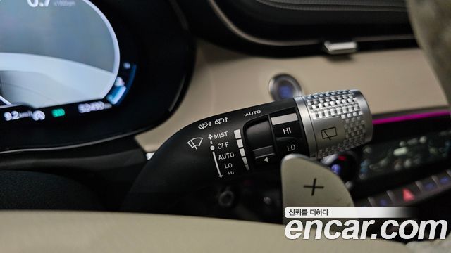 Genesis GV70 2024 — photo 27