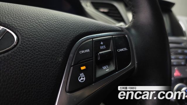 Hyundai Grandeur 2017 — photo 18