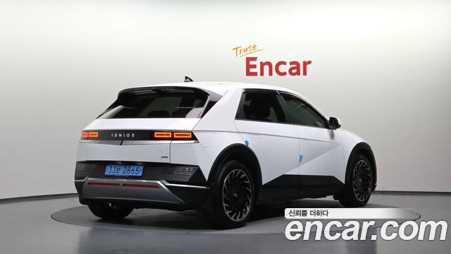 Hyundai Ioniq5 2023 — photo 2
