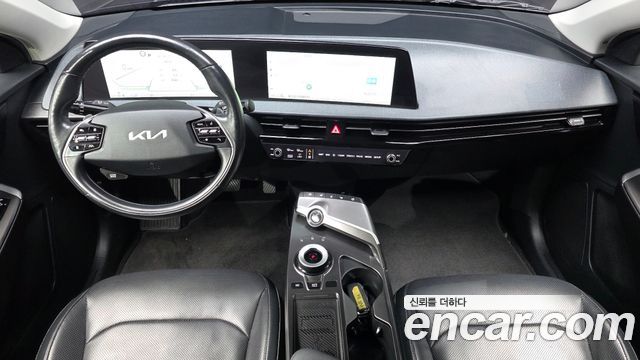 Kia EV6 2022 — photo 10
