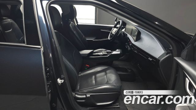 Kia EV6 2022 — photo 17