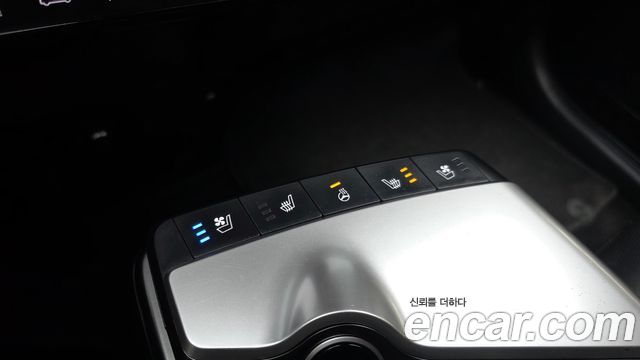 Kia EV6 2022 — photo 23