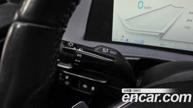 Kia EV6 2022 — photo 28