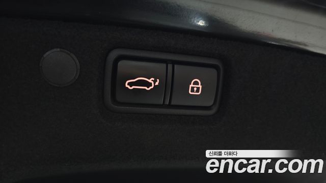 Kia K7 2020 — photo 31