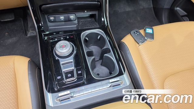 Kia Canival 2021 — photo 12