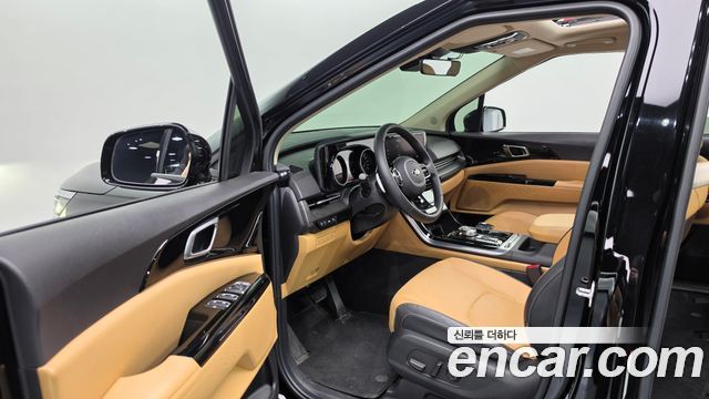 Kia Canival 2021 — photo 13