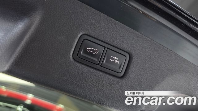 Kia Canival 2021 — photo 24