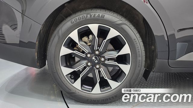 Kia Canival 2021 — photo 7