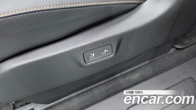 Kia Canival 2021 — photo 33