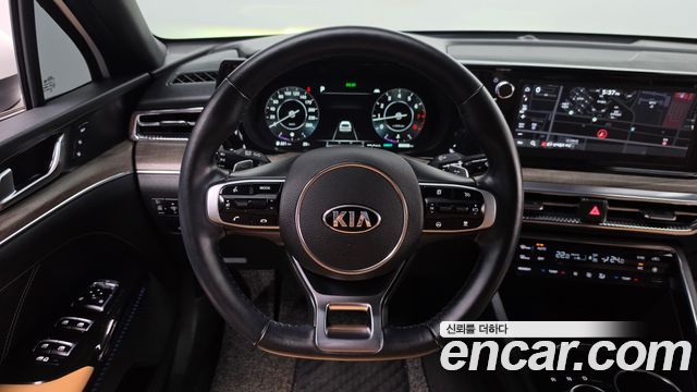 Kia K5 2020 — photo 19