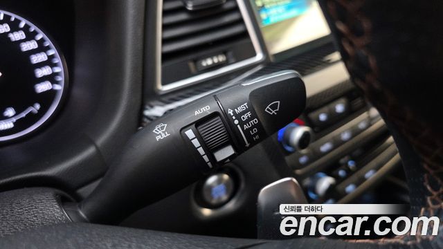 Hyundai Genesis 2015 — photo 26