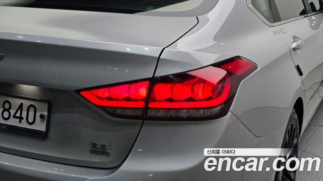 Hyundai Genesis 2015 — photo 9