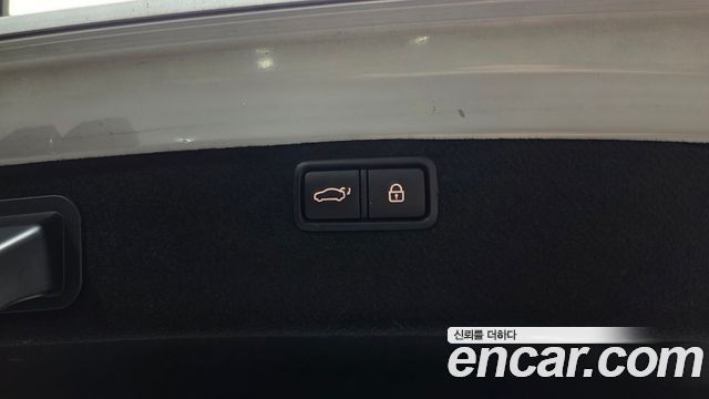 Hyundai Genesis 2015 — photo 34