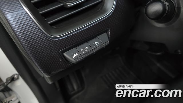 Renault Korea XM3 2021 — photo 22
