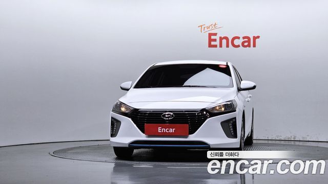 Hyundai Ioniq 2016 — photo 3