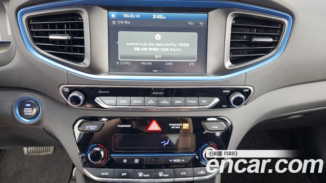 Hyundai Ioniq 2016 — photo 14