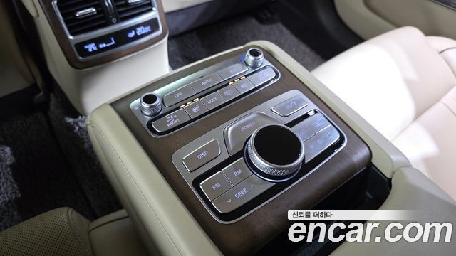Kia K9 2019 — photo 25