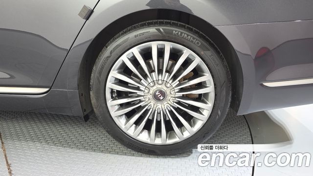 Kia K9 2019 — photo 7
