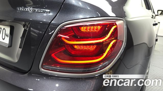 Kia K9 2019 — photo 9