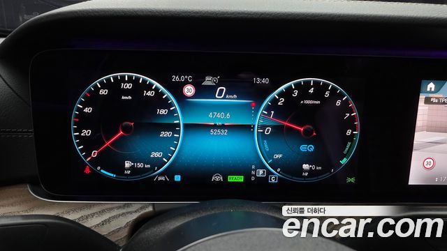 Mercedes-Benz E-Class 2021 — photo 8