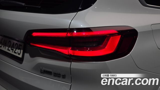 BMW X5 2022 — photo 9