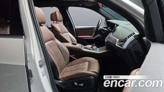 BMW X5 2022 — photo 16
