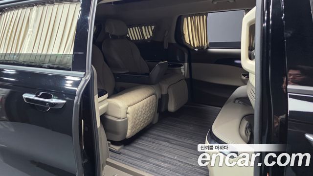 Kia Canival 2022 — photo 18