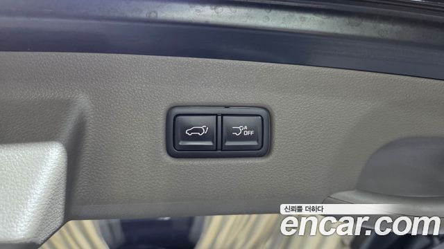 Kia Canival 2022 — photo 30