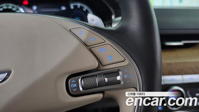 Genesis G80 2022 — photo 22