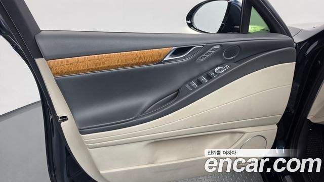 Genesis G80 2022 — photo 14