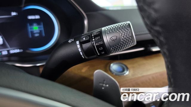 Genesis G80 2022 — photo 29