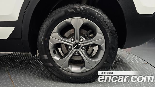 Kia Seltos 2023 — photo 7