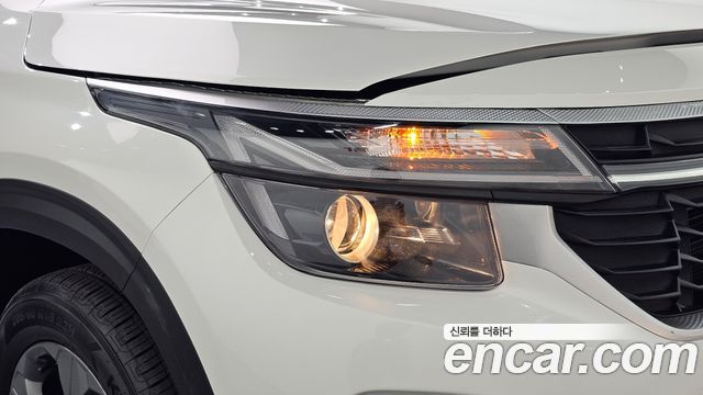 Kia Seltos 2023 — photo 8