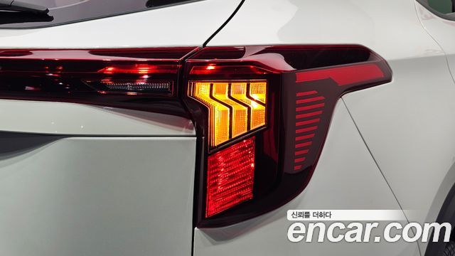 Kia Seltos 2023 — photo 9