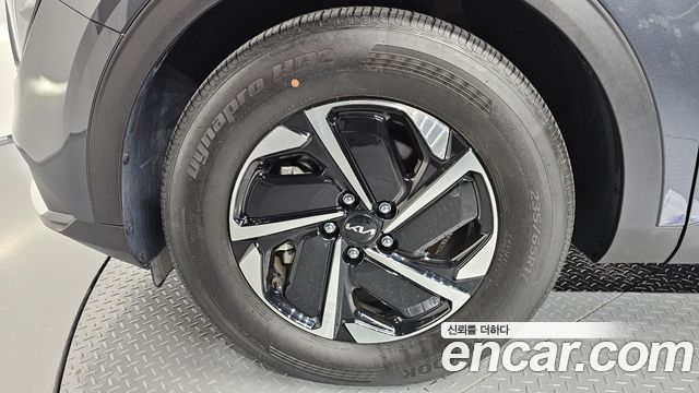 Kia Sportage 2023 — photo 5