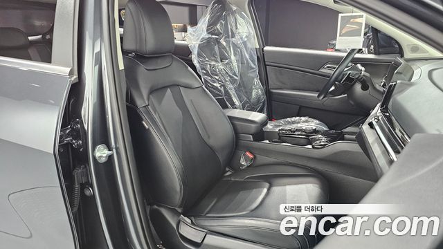 Kia Sportage 2023 — photo 17