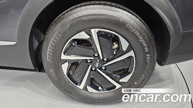 Kia Sportage 2023 — photo 7