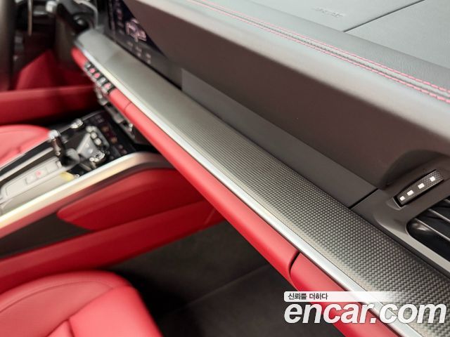 Porsche 911 2020 — photo 19