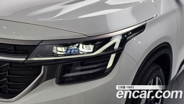 Kia Seltos 2024 — photo 8