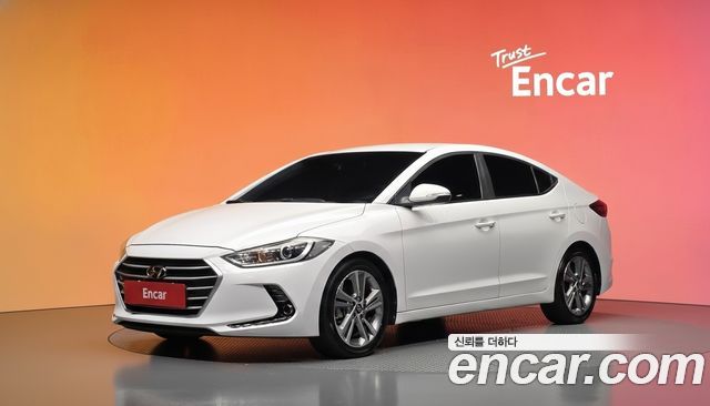 Hyundai AVANTE 2018 — photo 1