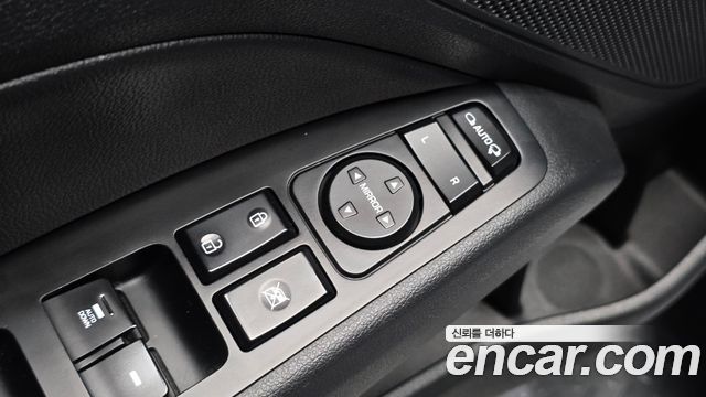 Hyundai AVANTE 2018 — photo 30