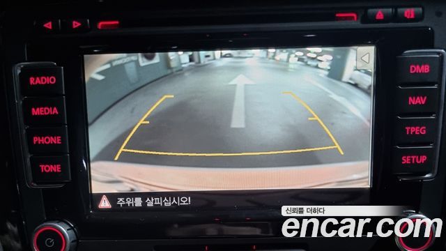 Volkswagen Passat 2013 — photo 15