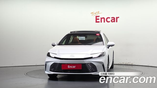 Toyota Camry 2026 — photo 3