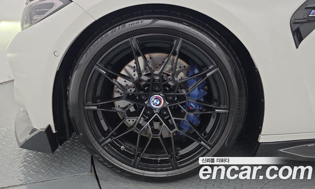 BMW M4 2023 — photo 5