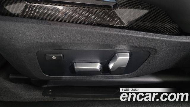 BMW M4 2023 — photo 31