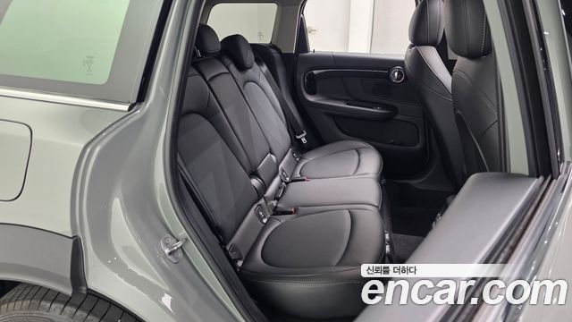 Mini Countryman 2022 — photo 17