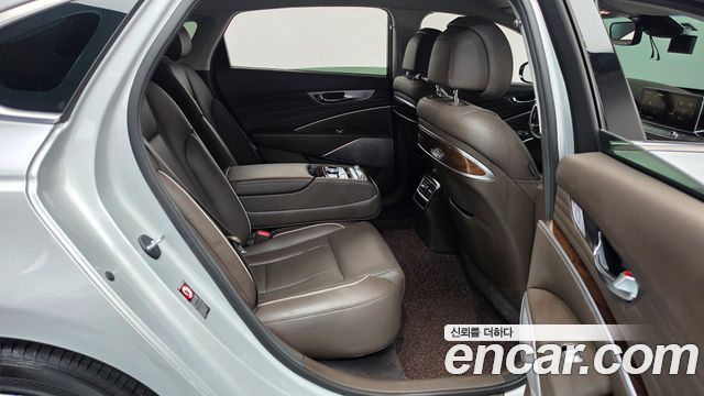 Kia K9 2019 — photo 17