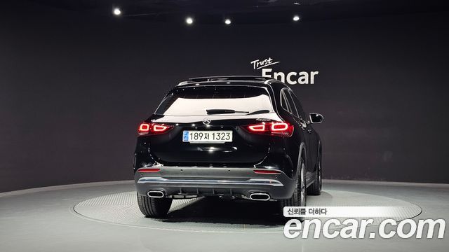 Mercedes-Benz GLA-Class 2023 — photo 4