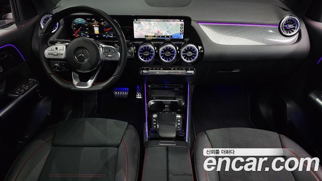 Mercedes-Benz GLA-Class 2023 — photo 10
