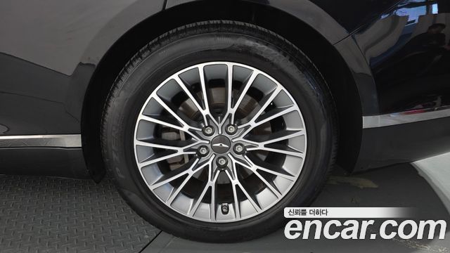 Genesis G80 2023 — photo 7